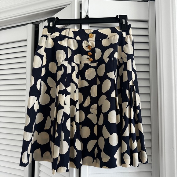 Vintage Chanel skirt - Picture 2 of 2